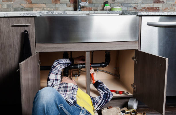 Best Local Plumber Services  in Green Tree, PA